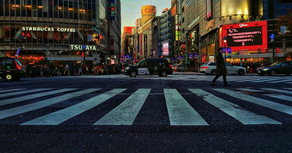 親の目が届かない場所での子供の素行・行動調査（横浜での事例二つ）